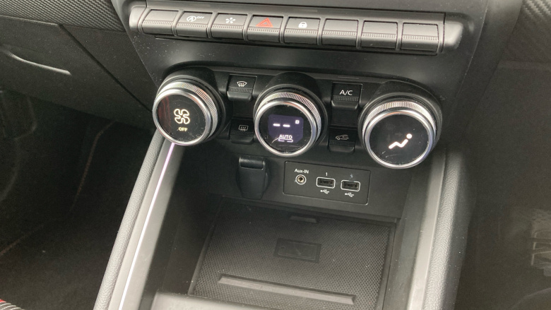 Renault Clio 1.0 TCe 90 RS Line 5dr Petrol Hatchback